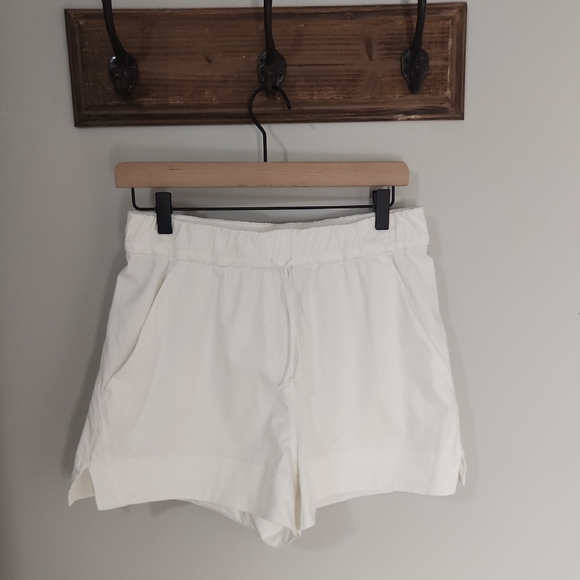 Lululemon Cinchable Waist High-Rise Woven Short 3.5" Medium White EXCELLENT - Picture 5 of 12